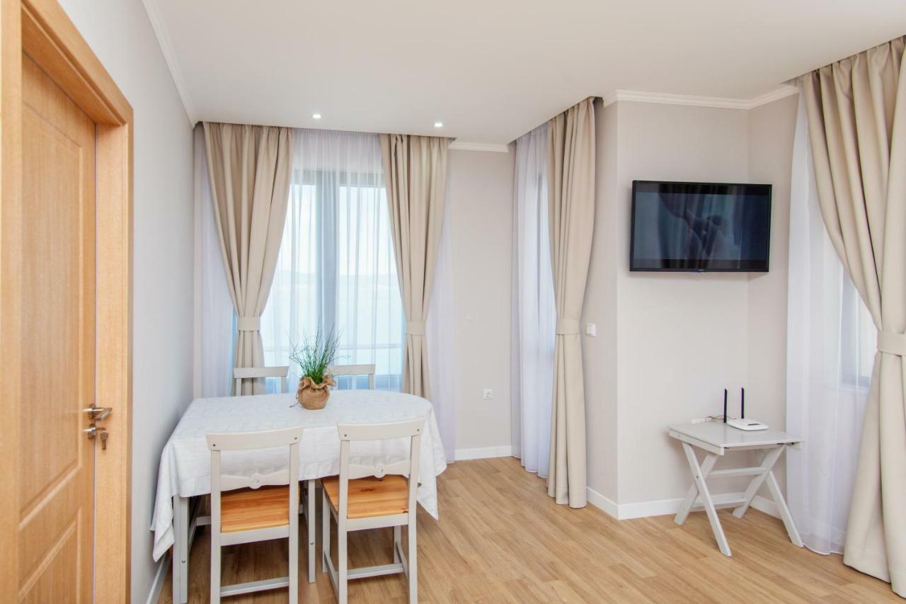 נסבר Mary Homes מראה חיצוני תמונה