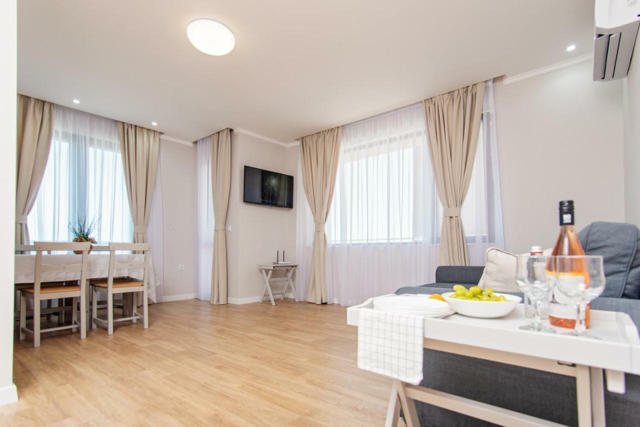 נסבר Mary Homes מראה חיצוני תמונה