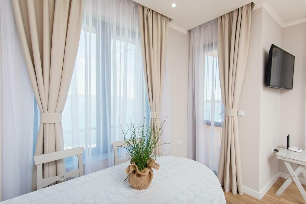 נסבר Mary Homes מראה חיצוני תמונה
